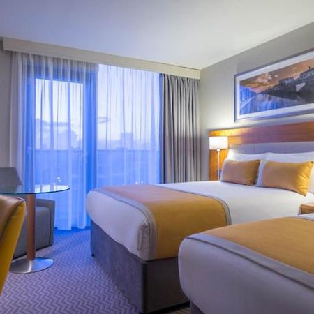 Maldron Hotel Smithfield Dublin City Ruang foto